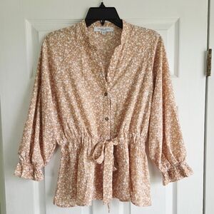 Sweet Rain ✨️ Women's Floral Tan Blouse Size M